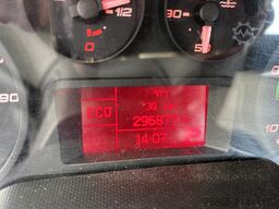 Iveco Daily 40C17 3.0 Hi Matic / BE Trekker / 296 dkm...