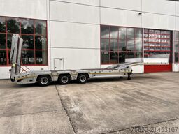 Möslein ST 3  3 Achs Satteltieflader neu
