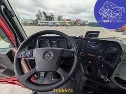 Mercedes-Benz Actros 2548