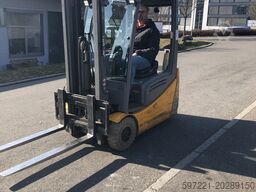 Jungheinrich EFG 216k  GE115-330ZZ MG Chemoform