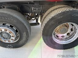Mercedes-Benz Atego 2533 Kipper + Kran Bonfiglioli 6x2