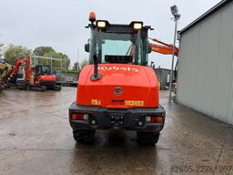 Kubota R 082