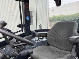 Kubota R 082