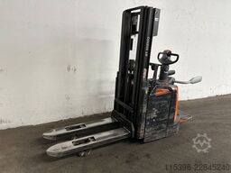 Toyota SPE 120 L - TRIPLEX 3,7 m