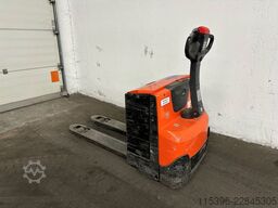 Toyota LWE 200