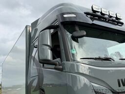 Iveco S-WAY
