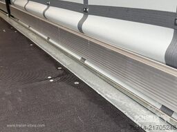 Schmitz Cargobull Curtainsider Mega Getränke