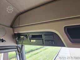 MERCEDES-BENZ ACTROS 1843