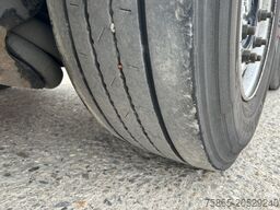 Renders ROC 12.18 / Curtainside / Loadlift / Lift + Ste...