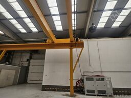 Darusín / Street  30ton 9,3m span 12,5m  crane runway