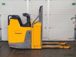 Jungheinrich ERE 225 2021y/ 2305mh