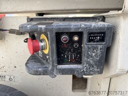 JLG 2032ES Schaarhoogwerker / Scissor lift 8Meter Werkhoogte 2016 Elektrisch