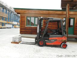 Linde E25-01 Triplex ( Batt. 2022 )