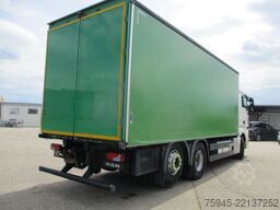 MAN TGX 26.440, Getränkeaufbau mit Schiebeplane