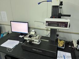 Mitutoyo Contracer CV-2100M4