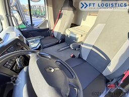 Renault D13 / 18 PALLETS / TAIL-LIFT / PLANEN