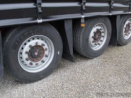 Schmitz Cargobull semirimorchio centinato varios usato