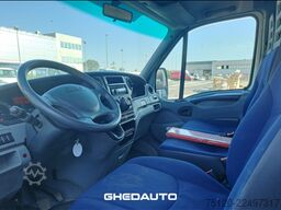 IVECO 35C15 - CASSONE + GRU