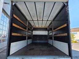 Mercedes-Benz Atego 824 L Bär LBW 1.000kg AHK Klima 3 Sitze