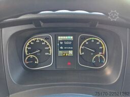 Mercedes-Benz Atego 824 L Bär LBW 1.000kg AHK Klima 3 Sitze