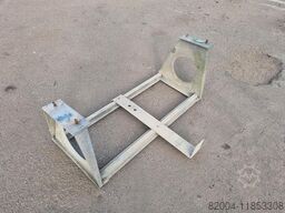 Undermount spare tire carrier 