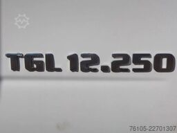 MAN TGL 12.250 Bakwagen + Laadklep DHollandia 2000 kg