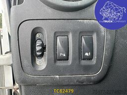 Nissan NV400 Nissan nv400 130.35 L3H2