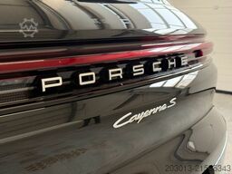PORSCHE Cayenne S Panoramadach 360° Kamera Bose Sound