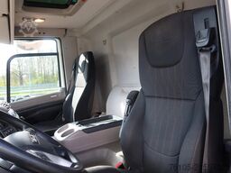 DAF CF 320 CF 320 FA Bak+Klep 2.000 kg