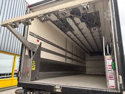 Volvo FM 370 + CHEREAU + CARRIER + EURO 6 + 6X2 + LIF...