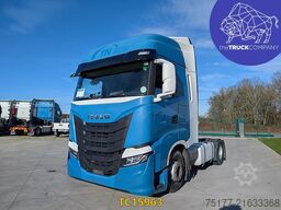 Iveco S-Way 460