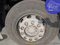 Mercedes-Benz Antos 1827