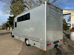 Iveco Daily 2 Pferde Automatik, AHK