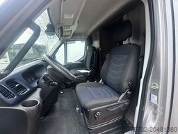 Iveco Daily 2 Pferde Automatik, AHK