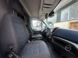 Iveco Daily 2 Pferde Automatik, AHK