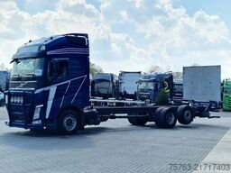 Volvo FH 13.460 Globetrotter XL 6x2 - Chassis with lo...