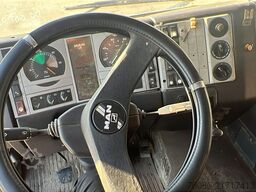 MAN 37.402 (LAMES / STEEL SUSP. / BIG AXLE / GRAND ...