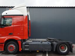 Mercedes-Benz Actros 1943 tractor unit