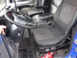 DAF LF 210 oprijlaadbak,airco