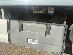 KNAPEN K100 Schubboden 92m³ 10mm Boden Top Zustand