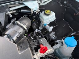MERCEDES-BENZ Sprinter III 317 CDI Mobility 23 Rollstuhlbühne