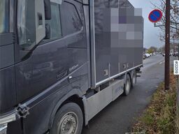 Volvo FH540 6x2 box truck w/ recently replaced clutch