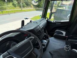 IVECO AD200X40 4x2 Kipper KRAN 12m Funk Greifer AHK