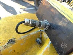 Ammann ARR 1575 – Remote-Controlled Trench Roller Ideal for Soil Compaction