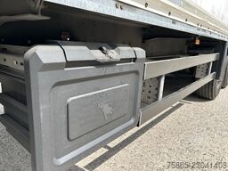 Schmitz Cargobull SCB S3B / Box / Loadlift / Disk / APK TUV 06-27