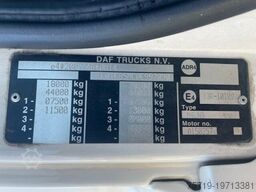 DAF 85.460 + Kraker Waalking Floor/Kran