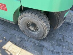 Mitsubishi FG25NT