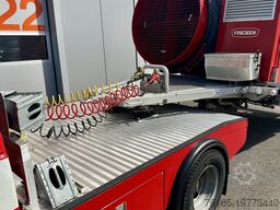 Chevrolet CK3500 Cheyenne mit Auflieger mit Lüfter