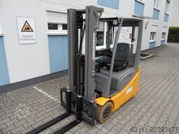 Jungheinrich EFG 216k - neue Batterie - Triplex
