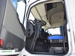 VOLVO FH 460 Globetrotter XL i-Save